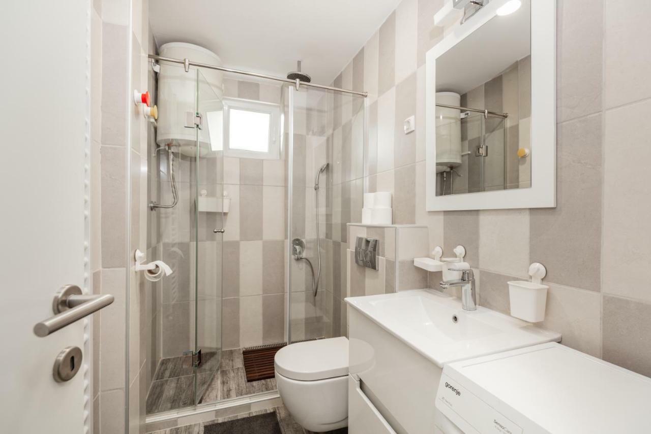 Apartman Gloria 2 Belgrado Exterior foto